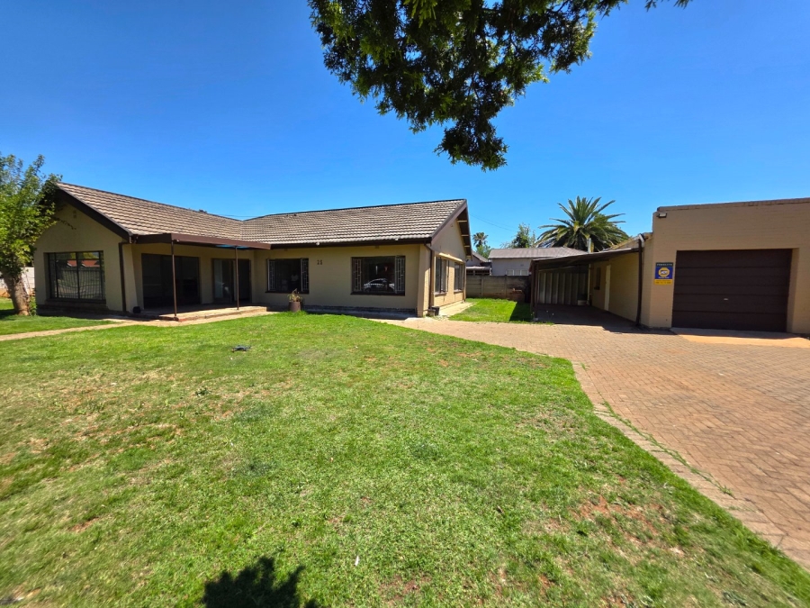 3 Bedroom Property for Sale in Hospitaalpark Free State